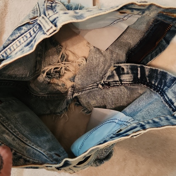 Vintage Wrangler acid wash distressed jean shorts - Picture 6 of 8